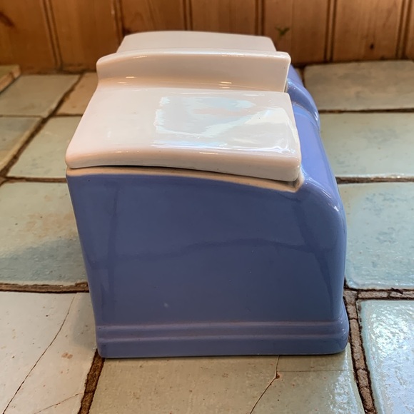 Hall China Company Coldspot Refrigerator Covered Dish - Picture 4 of 7